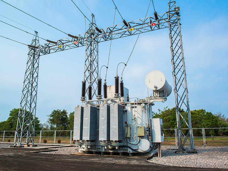 Tại sao phải sử dụng bộ điều chỉnh điện áp?