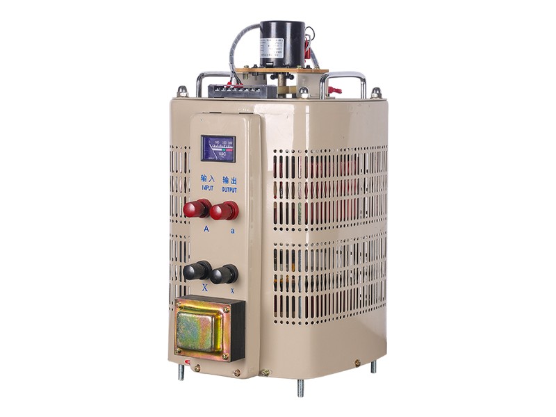 Bộ điều chỉnh điện áp